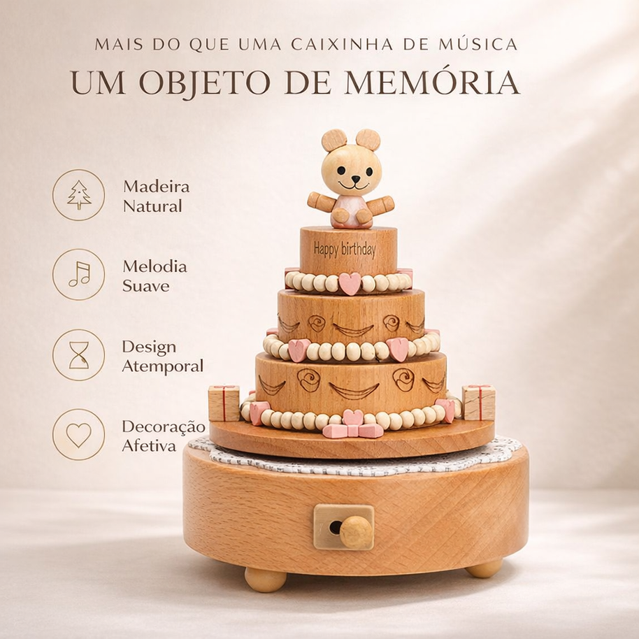 Caixa de música vintage de madeira com tema de aniversário, produzida pela Minimalist House Shop.