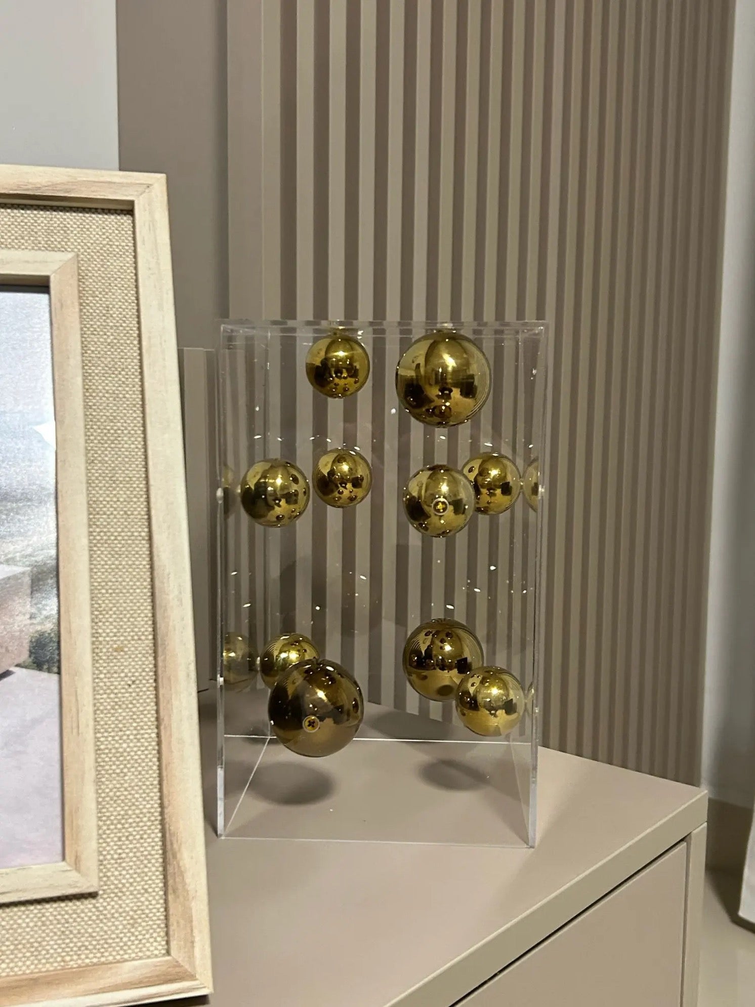 Caja Decorativa de Acrílico María Antonieta