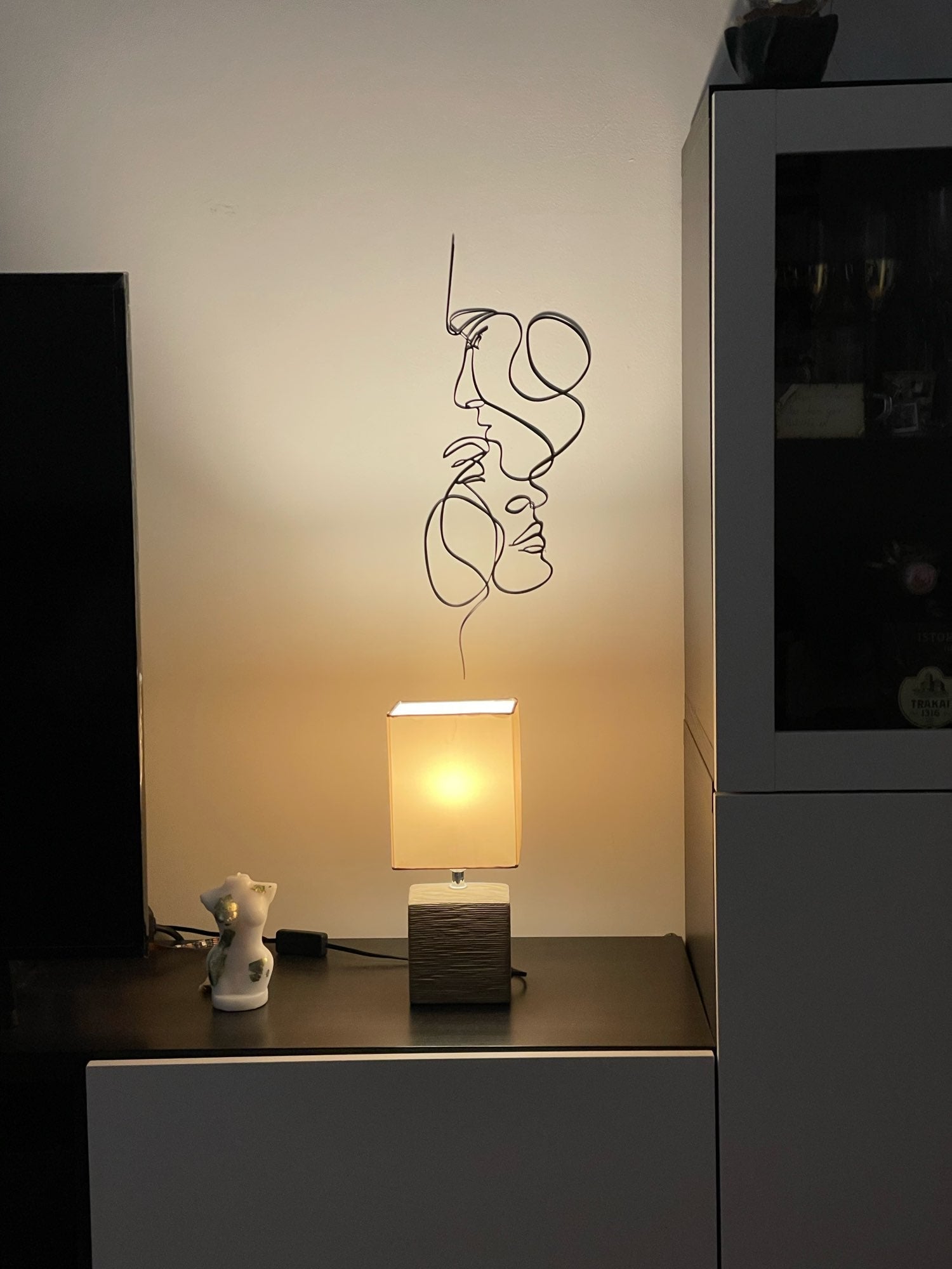 Arte de Pared en Metal – LOVE - Minimalist House Shop