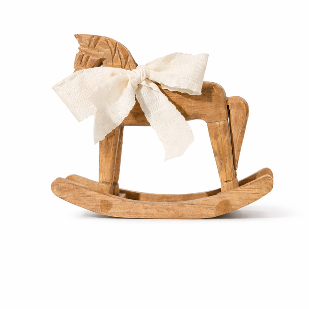 Cavalo Decorativo em Madeira — Estilo Retrô - Minimalist House Shop