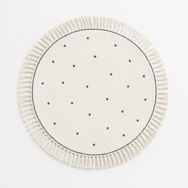Tapete infantil circular Kids Dreams com estampa de lunares, decorativo e macio para quartos de criança.