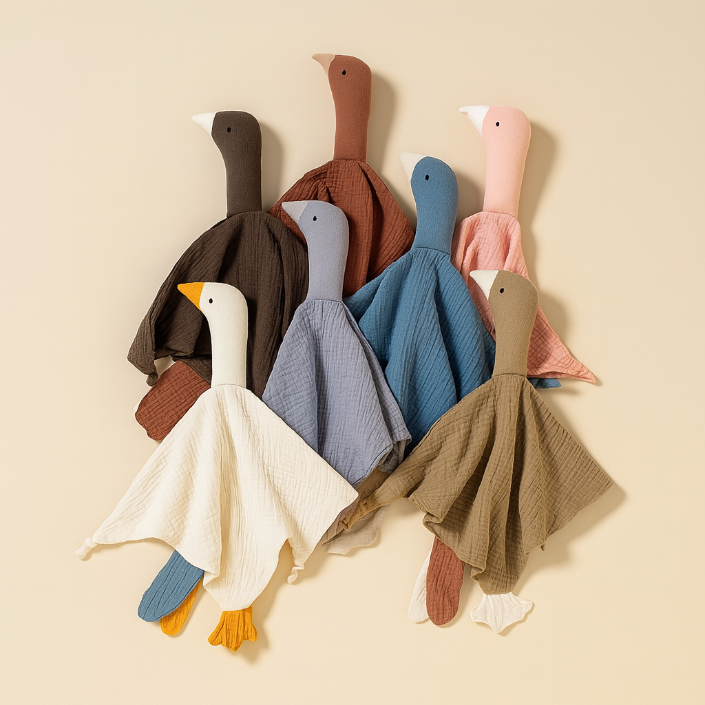 Toalla Naninha Calmante de Diseño Animado – Ganso - Minimalist House Shop