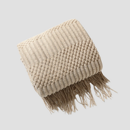 Manta Home & Decor – Cream
