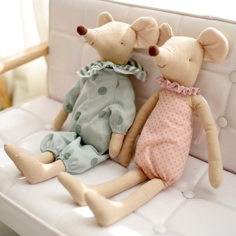 Peluche Mouse – Disponible en 3 tamaños - Minimalist House Shop