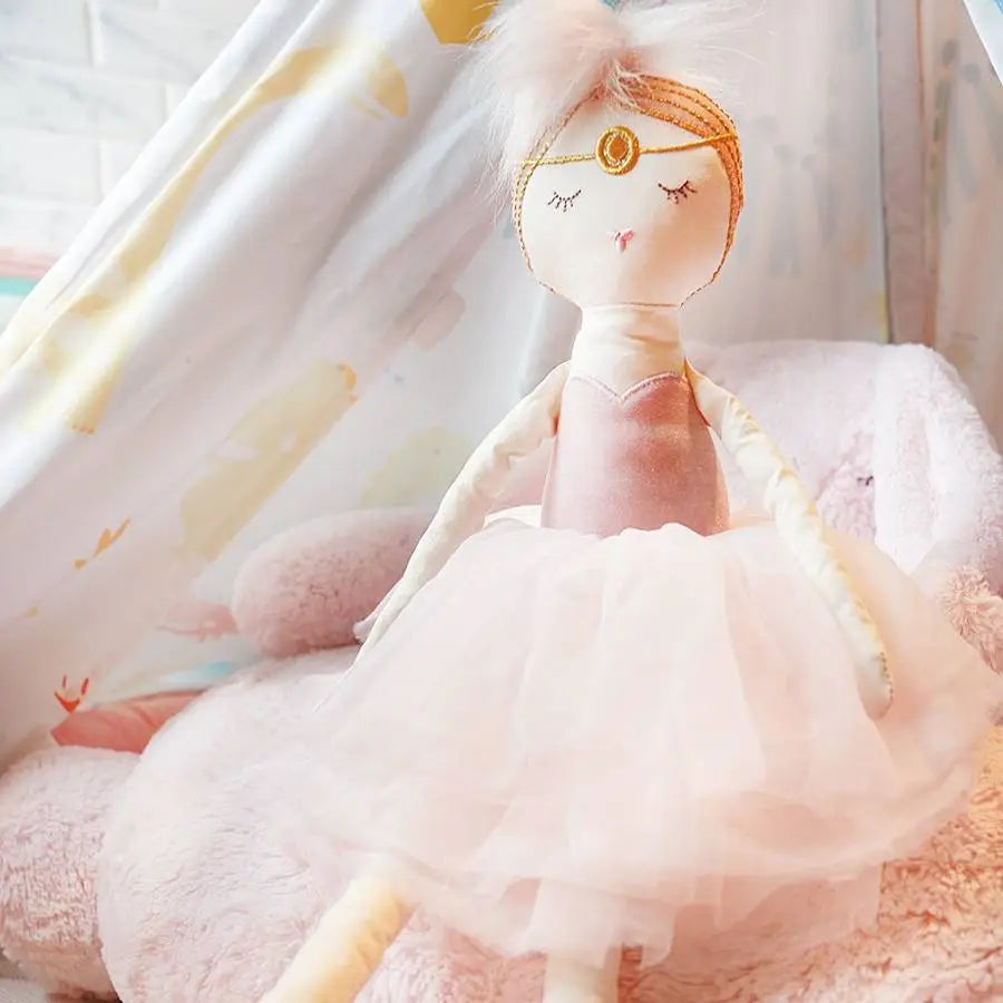 Muñeca de peluche princesa - Minimalist House Shop