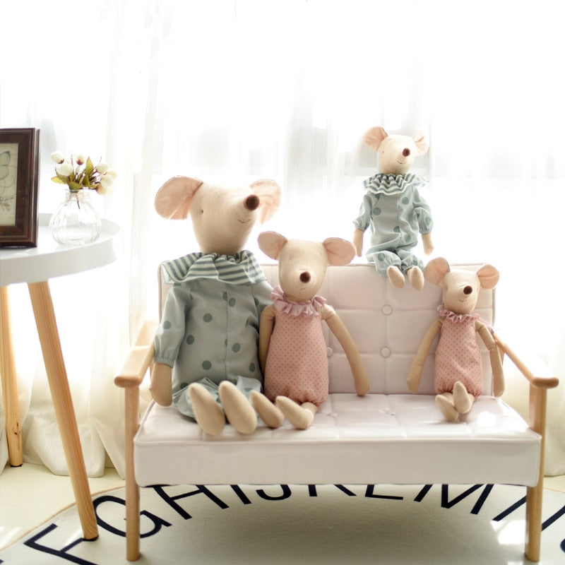 Peluche Mouse – Disponible en 3 tamaños - Minimalist House Shop