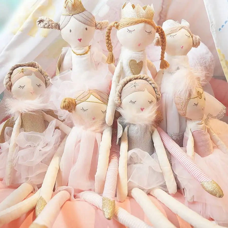 Muñeca de peluche princesa - Minimalist House Shop