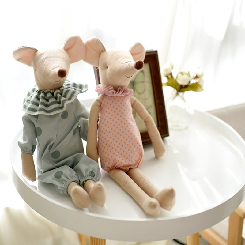 Peluche Mouse – Disponible en 3 tamaños - Minimalist House Shop