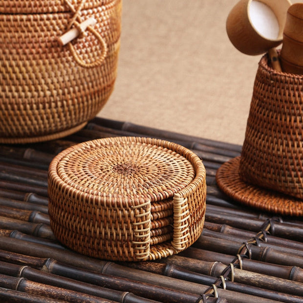 Posavasos de Ratán – Juego de 6 Piezas con Soporte