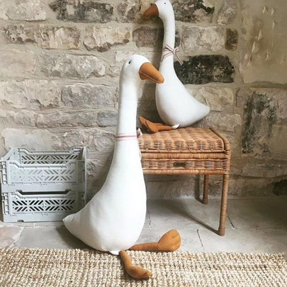 Peluche de Pato – Tamaños Mediano y Grande - Minimalist House Shop