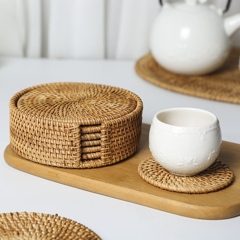 Posavasos de Ratán – Juego de 6 Piezas con Soporte