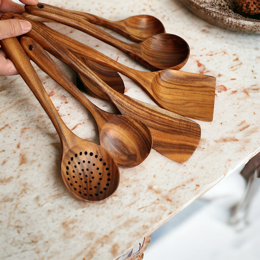 Juego de Utensilios de Cocina Tailandés – 7 piezas - Minimalist House Shop