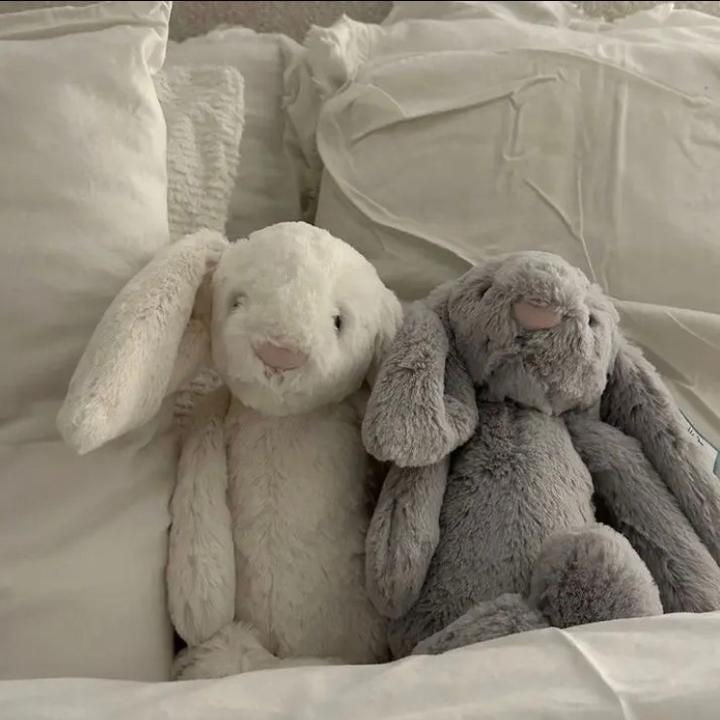 Peluche de Conejo – RABBIT - Minimalist House Shop