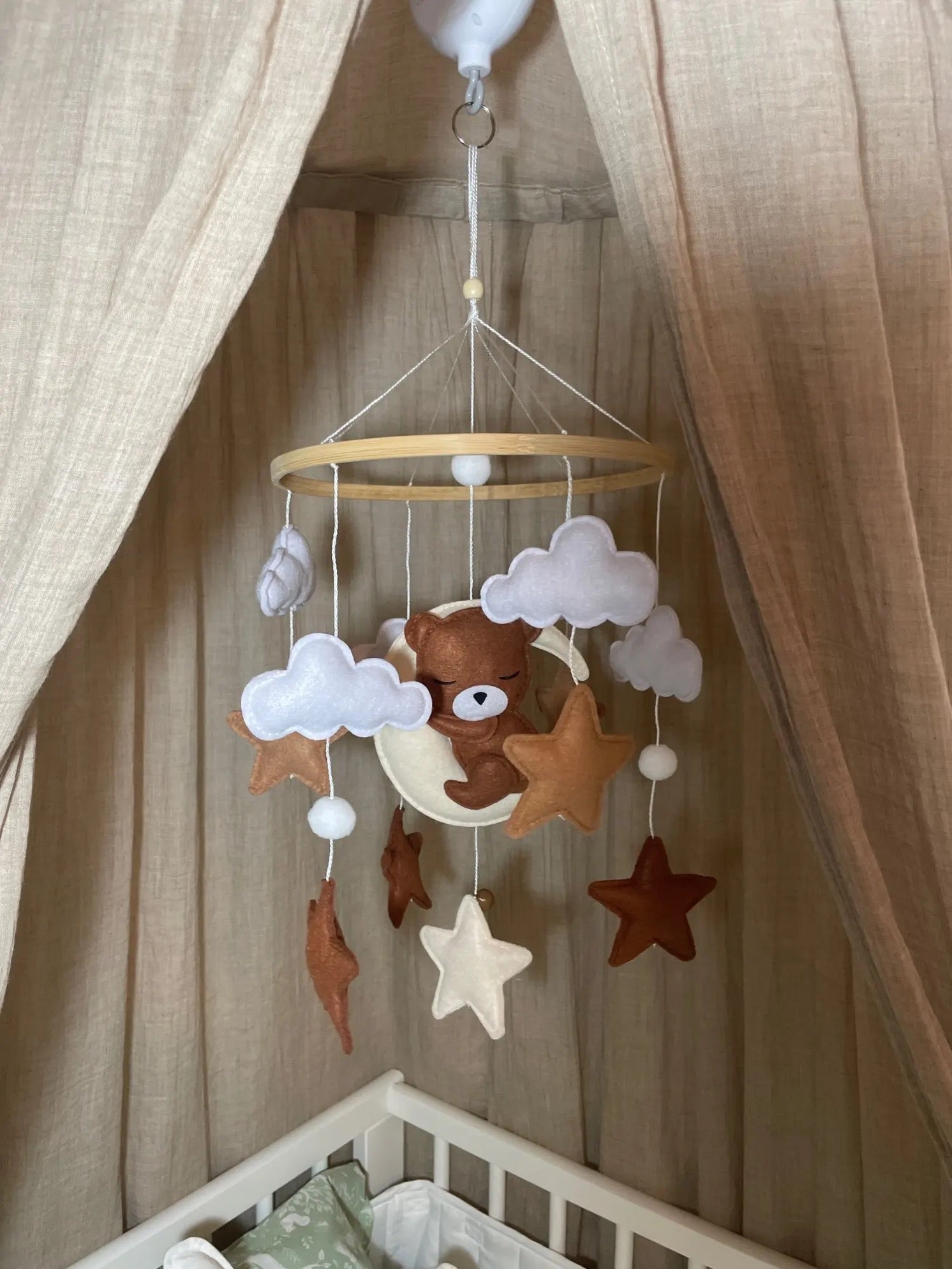 Móvil para Cuna Osito - Minimalist House Shop