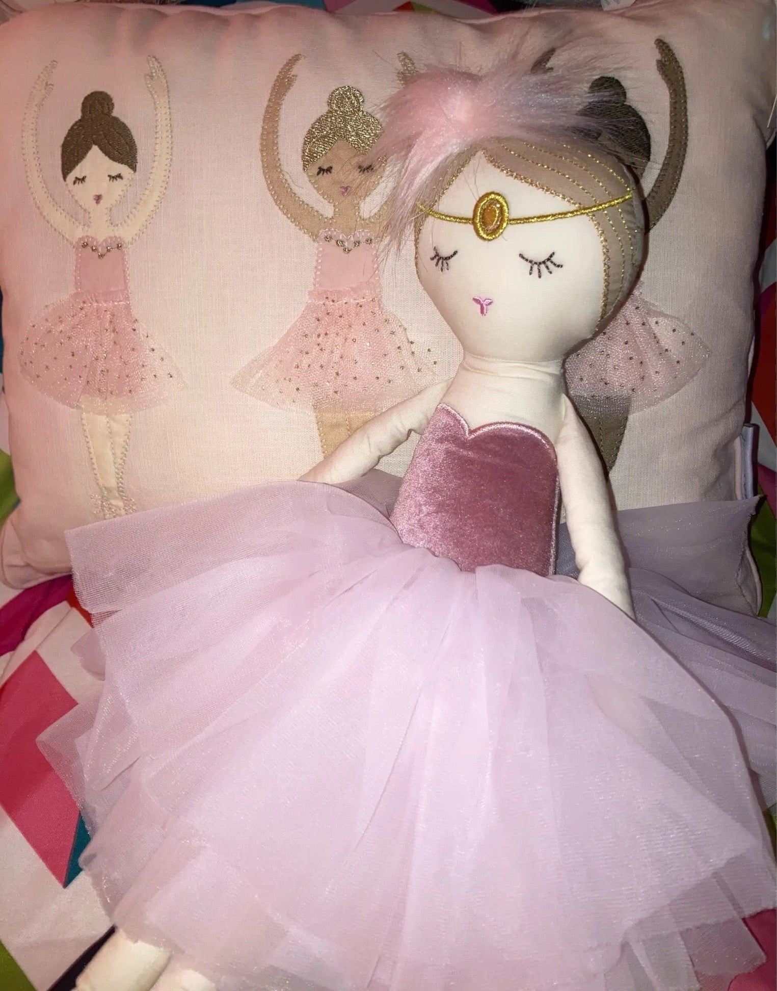 Muñeca de peluche princesa - Minimalist House Shop