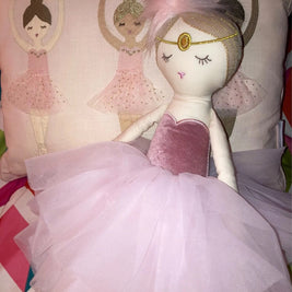 Boneca de Pelúcia Princesas