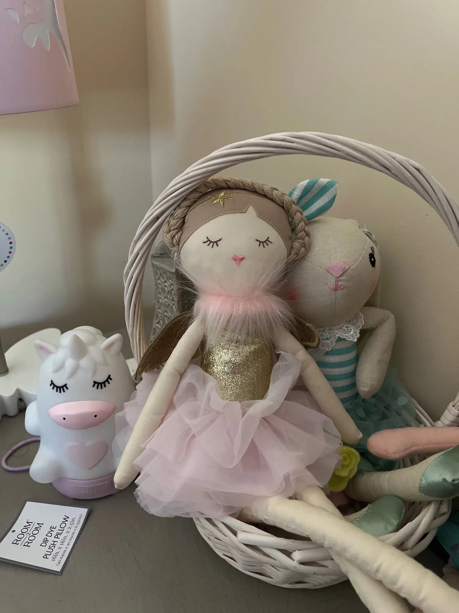 Muñeca de peluche princesa - Minimalist House Shop
