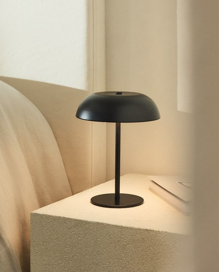 Luminária de Mesa LED Portátil Recarregável USB - Aurum - Minimalist House Shop