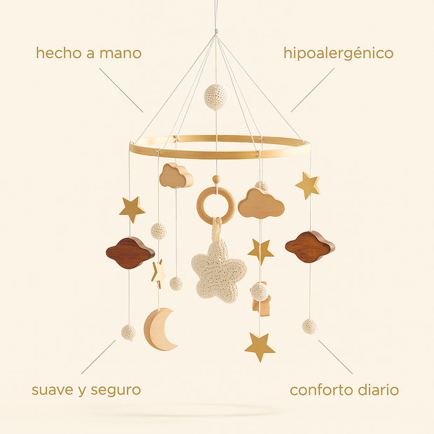 Móvil para Cuna – Cielo en Algodón y Madera