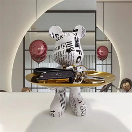 Estatueta decorativa Bear Graffiti BearBri, estilo minimalista, peça de decoração com urso em acabamento moderno, da Minimalist House Shop