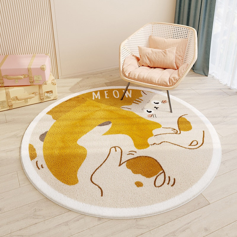 Alfombra redonda para quarto infantil com desenhos de animais, da marca Minimalist House Shop, em cores suaves e aconchegantes.