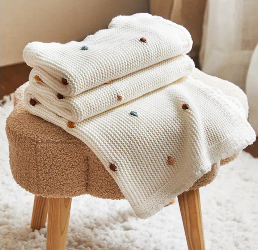 Manta Infantil – Bolitas - Minimalist House Shop
