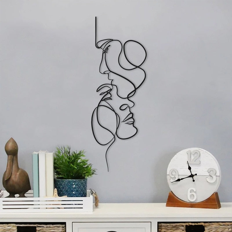 Arte de Pared en Metal – LOVE - Minimalist House Shop