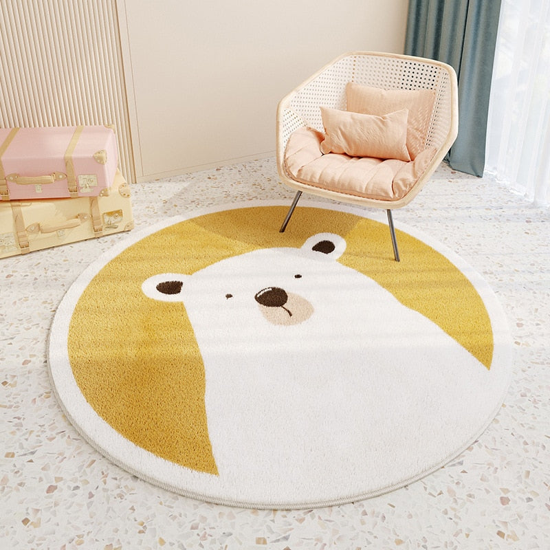 Alfombra redonda para quarto infantil com desenhos de animais, da marca Minimalist House Shop.