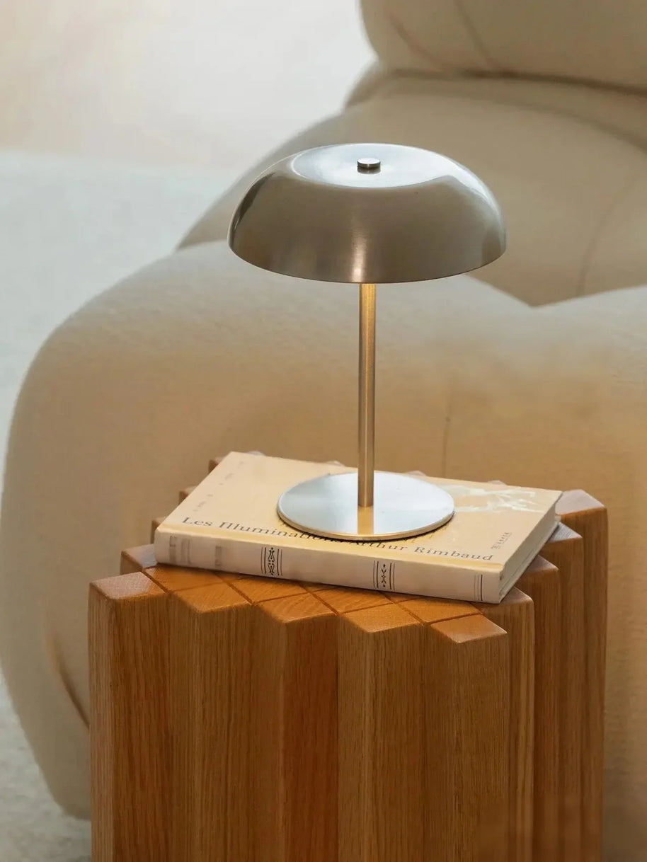 Luminária de Mesa LED Portátil Recarregável USB - Aurum - Minimalist House Shop