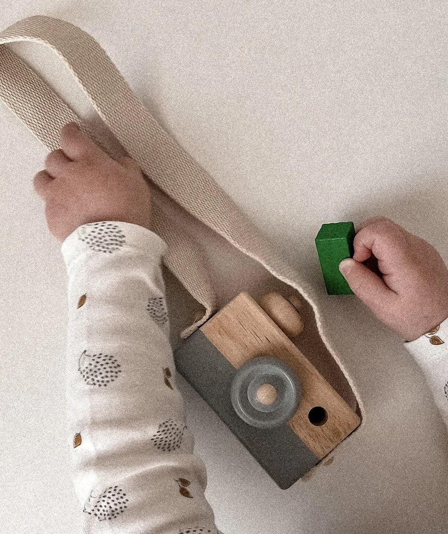Cámara de Juguete de Madera – Baby Toys